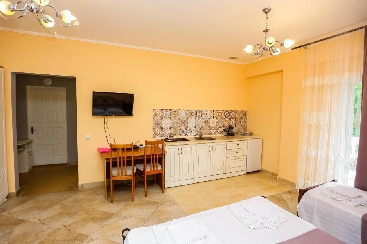 Hotel Sabina Gagra Esterno foto